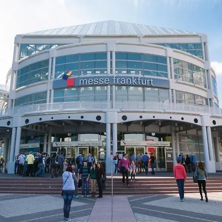 ホテル Hotelship Ms Oscar Wilde フランクフルト