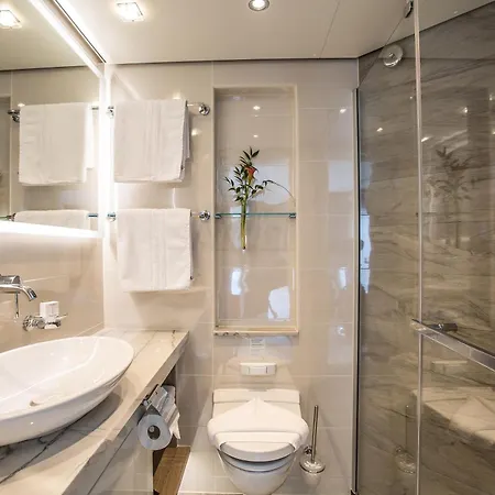 Hotelship Ms Oscar Wilde 4*