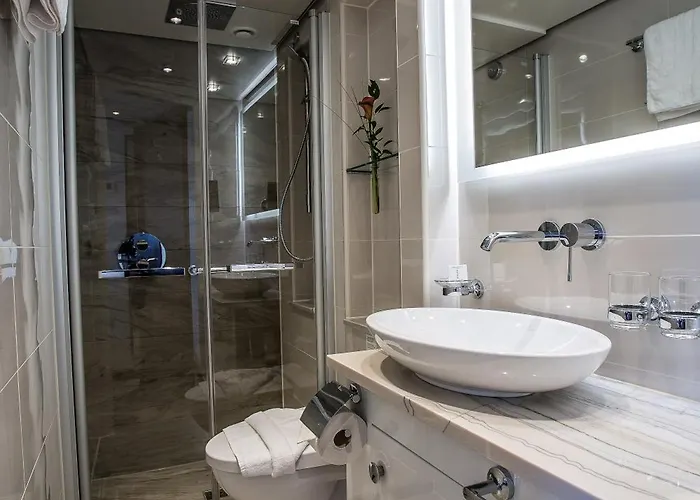 Otel Hotelship Ms Oscar Wilde 4*